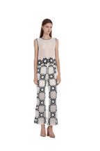 Crochet Hollow-out Floral Motif Sleeveless Vest & Matching Flare Pants 2Pics Suit