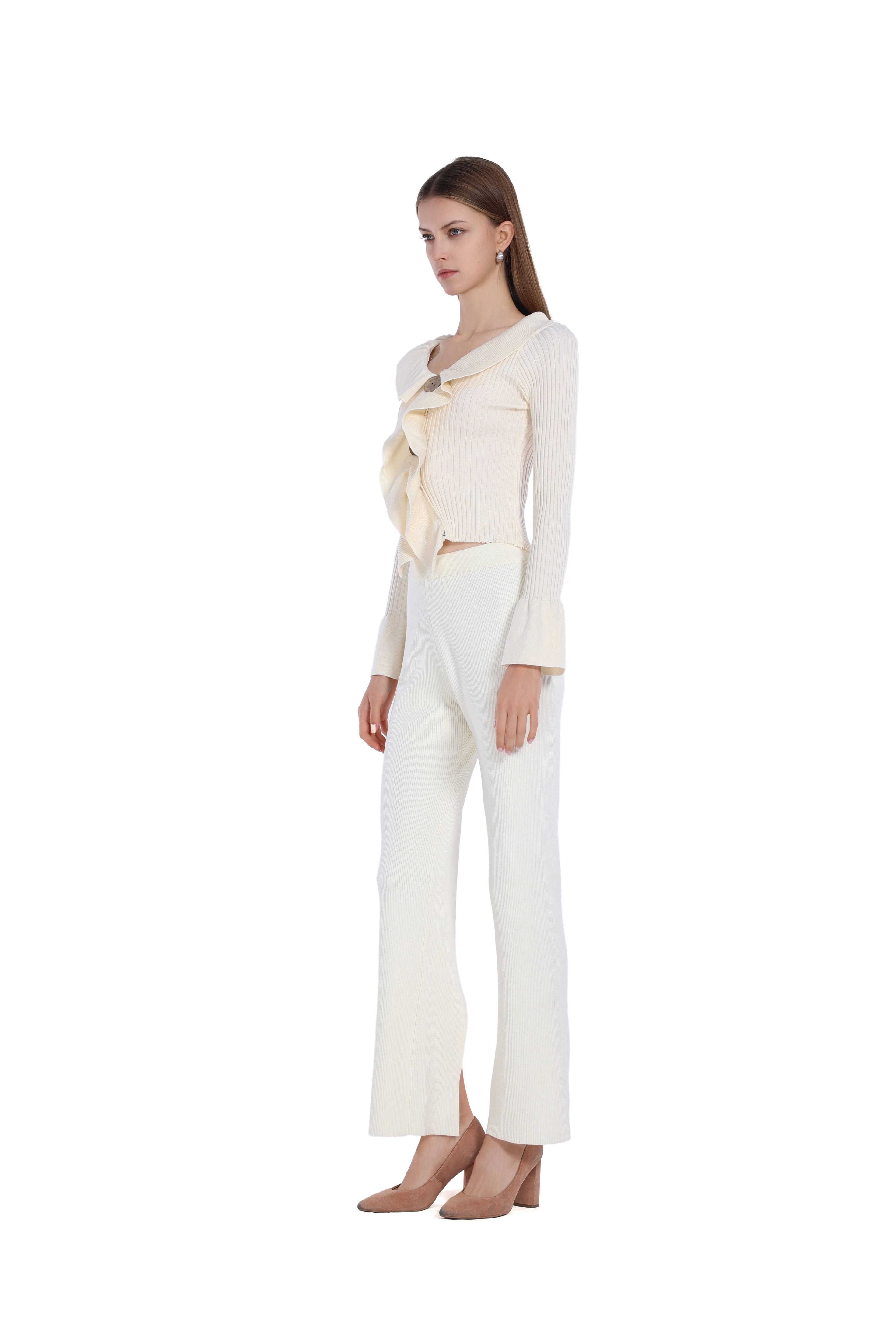 Ruffled V-neck Flare Long Sleeve Wooden Button Knitted Top