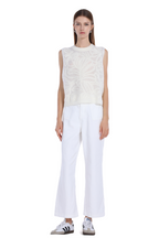 Sleeveless Crew Neck 3D Floral Embroidery Knitted Top
