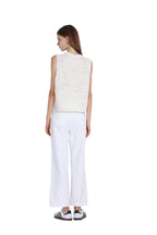 Sleeveless Crew Neck 3D Floral Embroidery Knitted Top