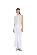 Sleeveless Crew Neck 3D Floral Embroidery Knitted Top