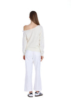 3D Floral Appliques Ribbed One-shoulder Long-sleeve Knitted Top