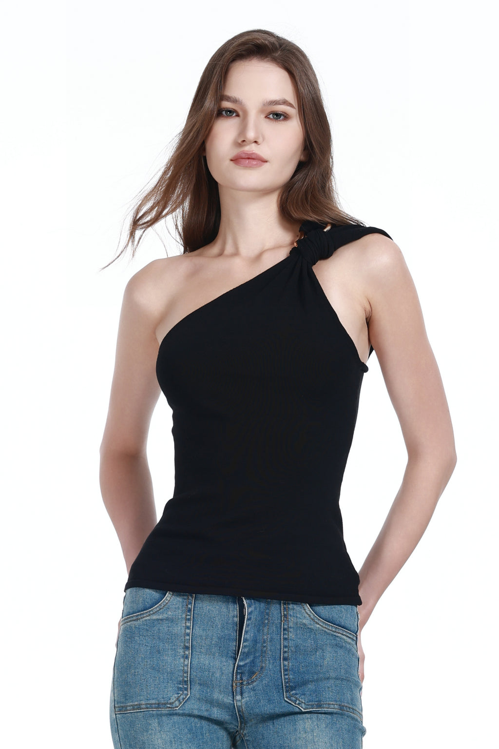 One-shoulder Sleeveless Metal Ring Detail Solid Slim-fit Knitted Camisole Top