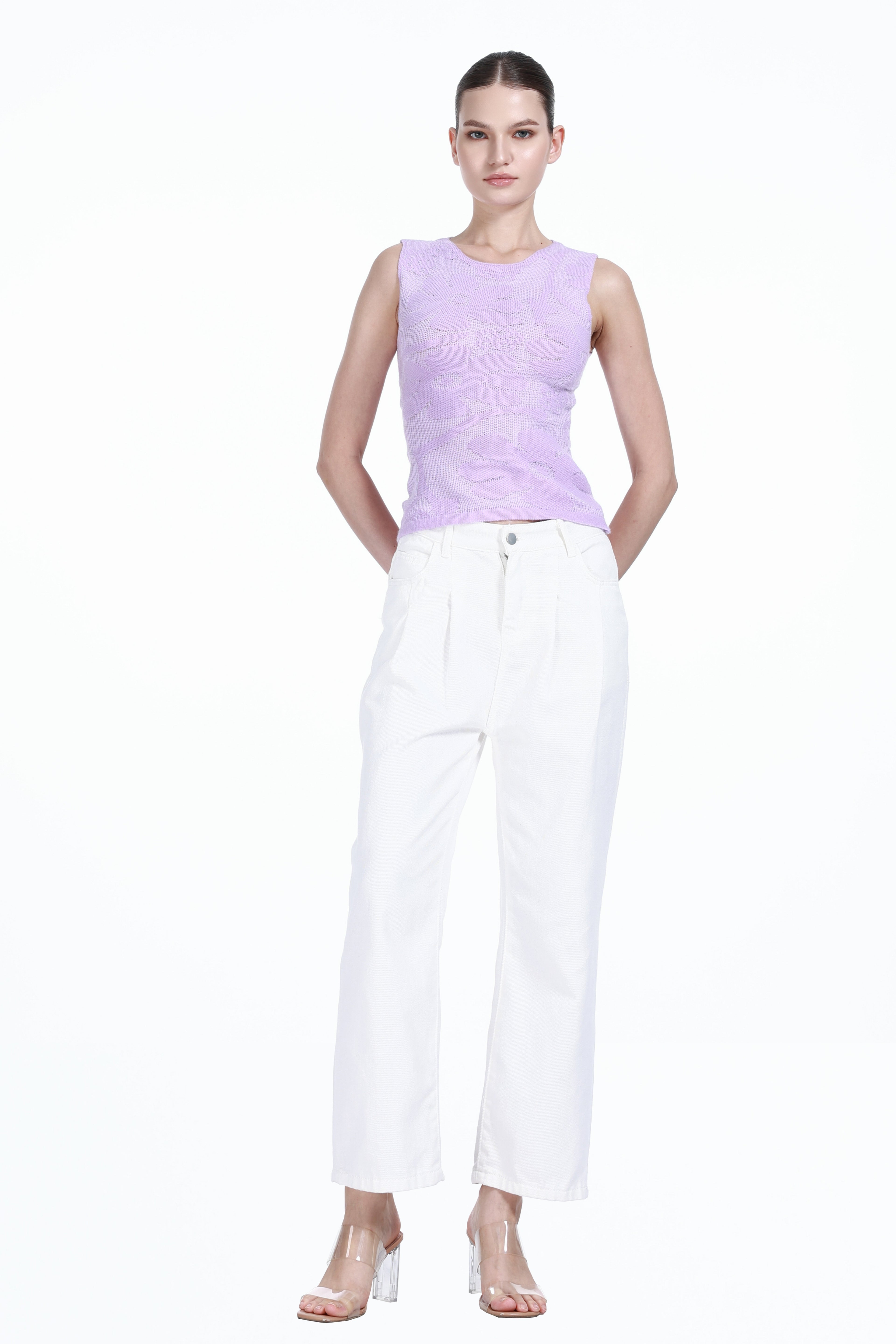 Crew-neck Sleeveless Floral Jacquard Solid Knitted Tank Top