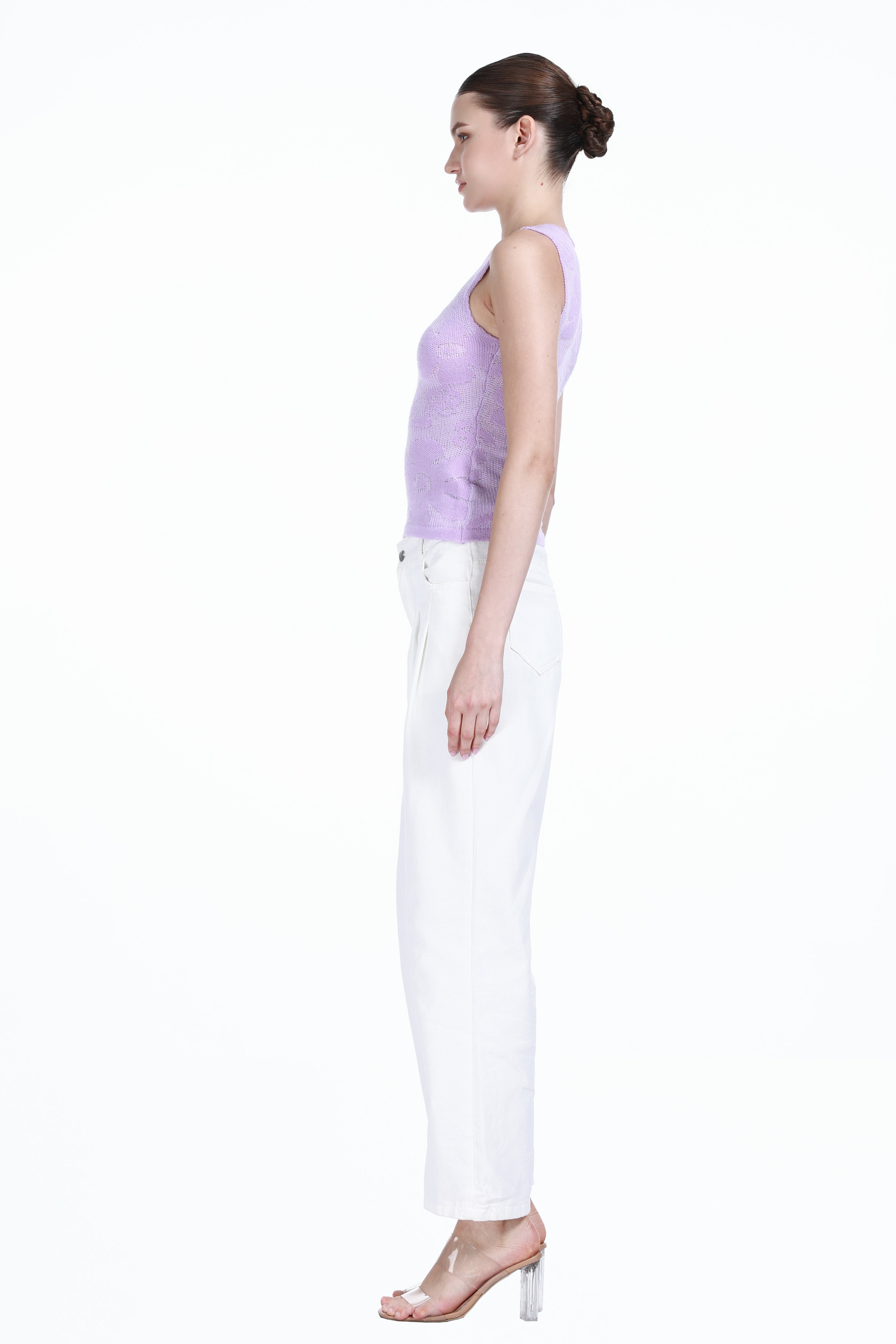 Crew-neck Sleeveless Floral Jacquard Solid Knitted Tank Top